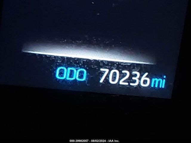 5TDJRKEC2NS123067 Toyota SIENNA XLE