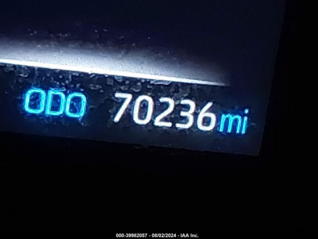 5TDJRKEC2NS123067 Toyota SIENNA XLE