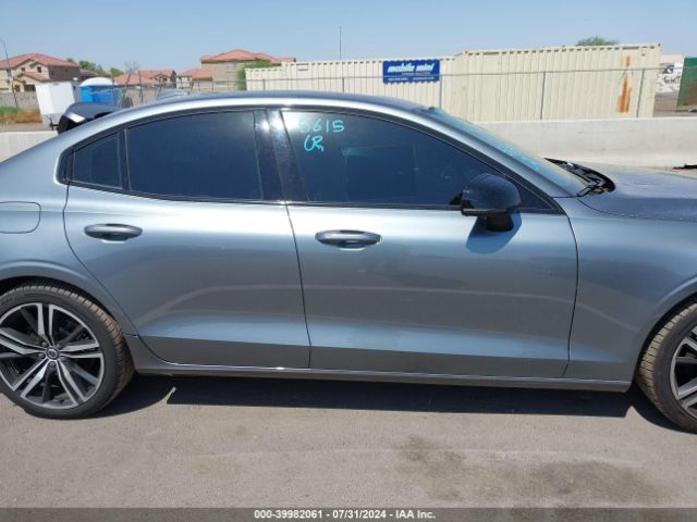 7JR102FM2LG037591 Volvo S60 T5 R-design