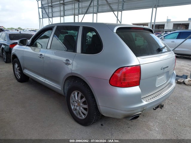 2006 PORSCHE CAYENNE WP1AA29P16LA24116 Photo 2