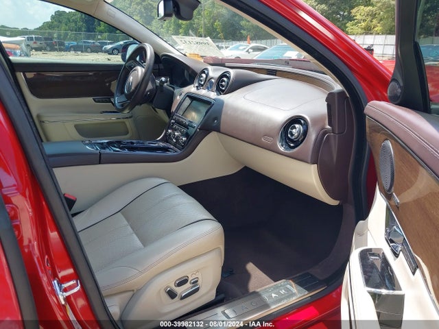 2013 JAGUAR XJ SAJWA2GE0DMV42400 Photo 4