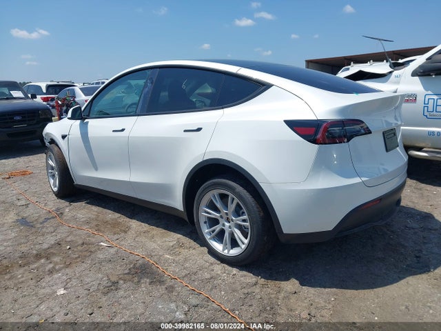 2024 TESLA MODEL Y 7SAYGDEE0RF044317 Photo 2