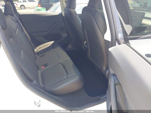 2024 TESLA MODEL Y 7SAYGDEE0RF044317 Photo 7