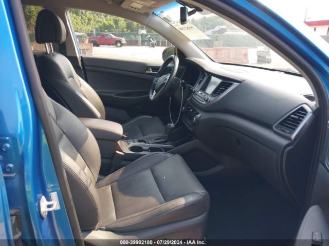 KM8J3CA44HU430161 Hyundai Tucson Se Plus