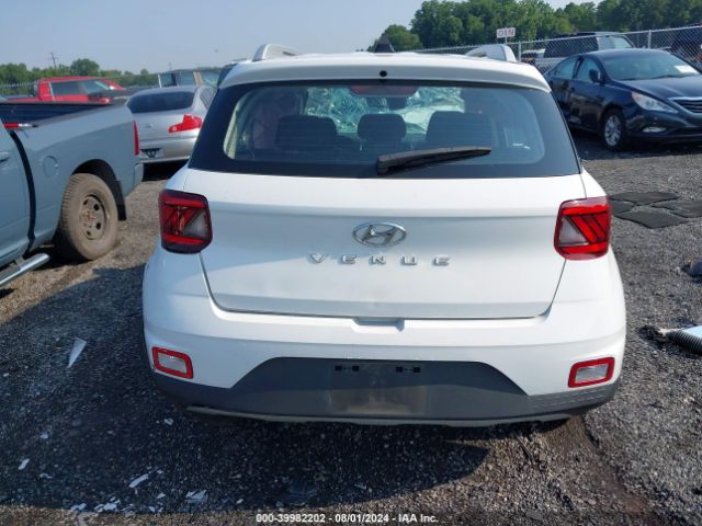 KMHRC8A34MU076983 Hyundai Venue Sel