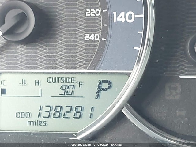 2T1BURHE5FC385667 Toyota COROLLA LE