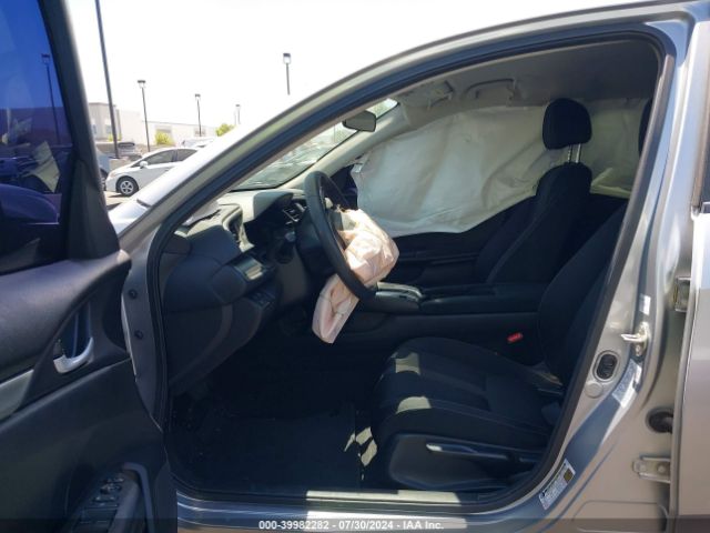 2HGFC2F6XKH540321 Honda Civic Lx