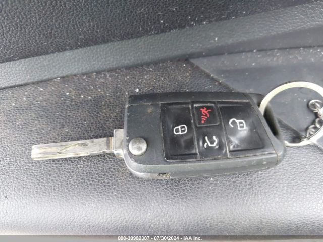 3VWN57BU3KM101949 Volkswagen Jetta 1.4t S