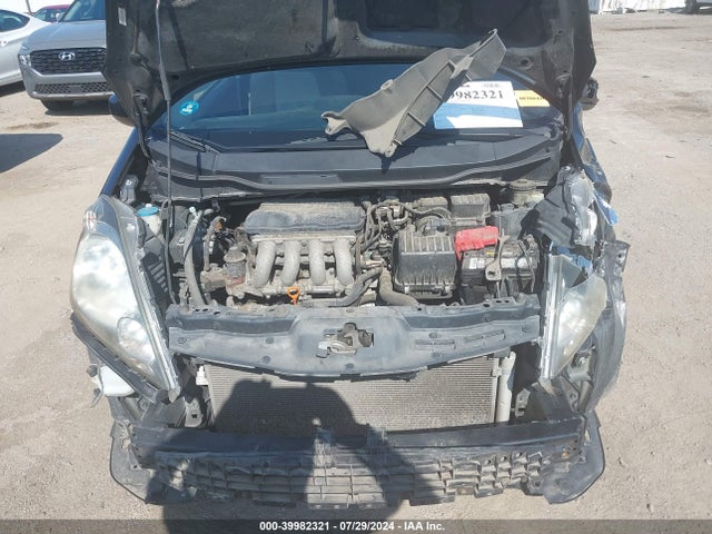 39982321 :رقم المزاد ، JHMGE8H49AC038797 vin ، 2010 Honda Fit Sport مزاد بيع