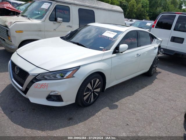 1N4BL4DW4LC268757 Nissan Altima Sv Intelligent Awd