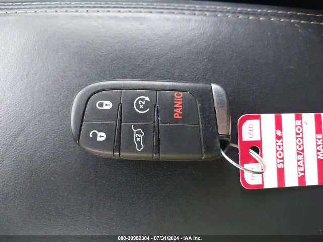 1C4RJFCM8FC215137 Jeep Grand Cherokee Overland