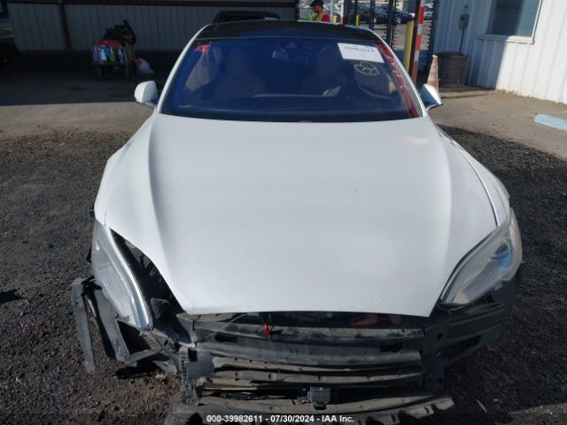 5YJSA1H20EFP63095 Tesla Model S P85d
