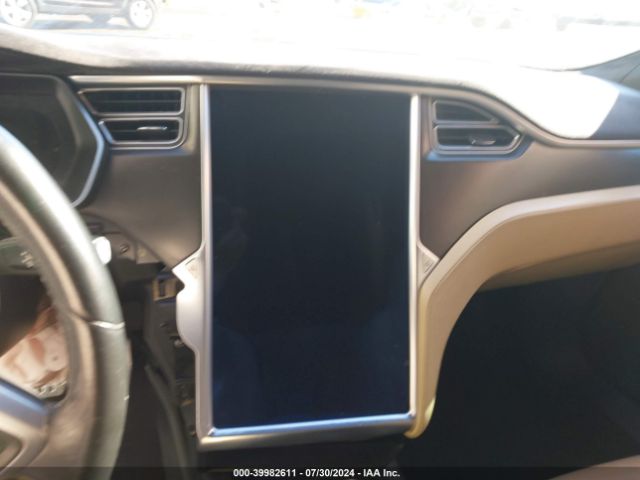 5YJSA1H20EFP63095 Tesla Model S P85d