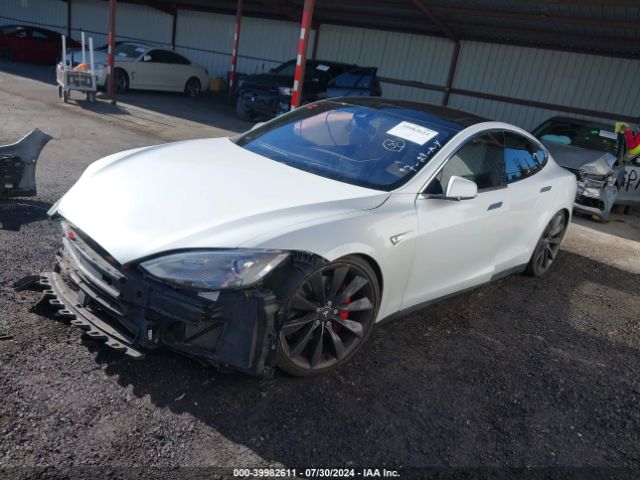 5YJSA1H20EFP63095 Tesla Model S P85d