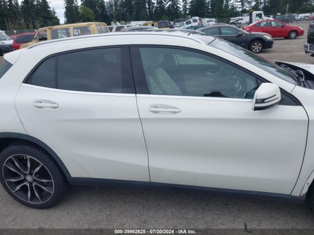 WDCTG4GB8HJ285697 Mercedes-Benz Gla 250 4matic