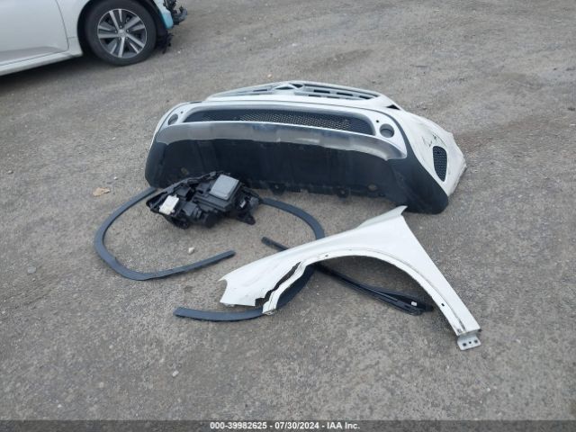 WDCTG4GB8HJ285697 Mercedes-Benz Gla 250 4matic