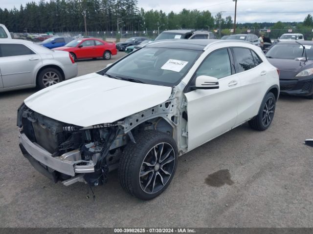 WDCTG4GB8HJ285697 Mercedes-Benz Gla 250 4matic