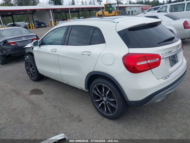 WDCTG4GB8HJ285697 Mercedes-Benz Gla 250 4matic