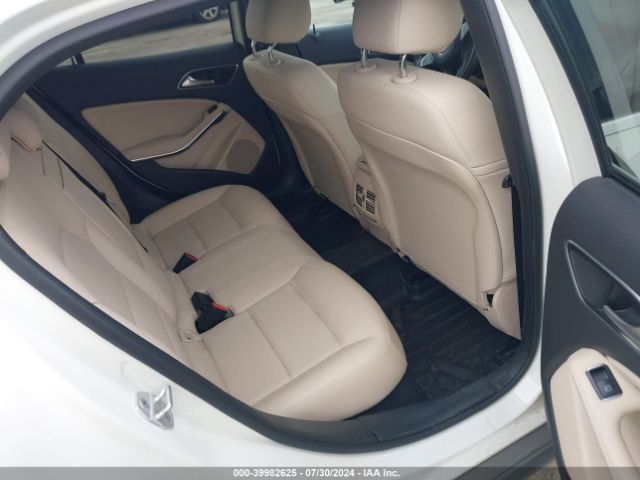 WDCTG4GB8HJ285697 Mercedes-Benz Gla 250 4matic