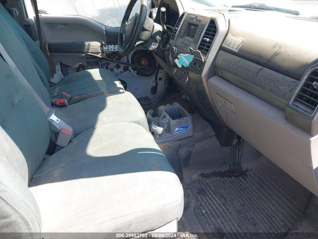 Ford F-250 Xlt 2019 1FD7X2B66KEE06454 Image 5