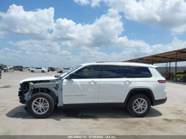 1C4RJJAG0M8175412 Jeep Grand Cherokee L Laredo 4x2