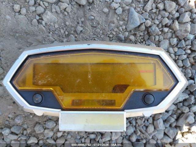 2010 KAWASAKI ZR1000 JKAZRCD19AA003633 Photo 6