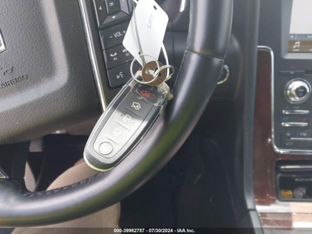 5LMJJ2HTXHEL13267 Lincoln Navigator Select