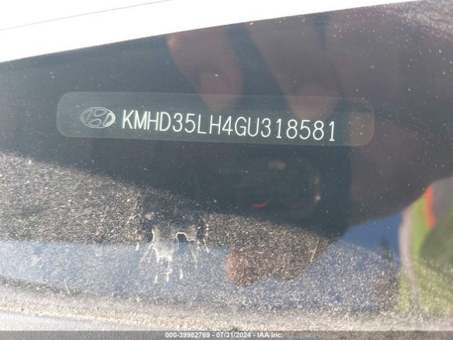 KMHD35LH4GU318581 Hyundai ELANTRA GT