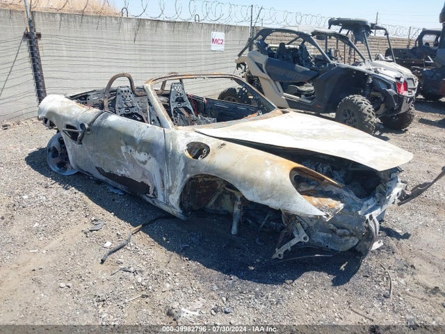 2001 PORSCHE BOXSTER WP0CA29811U624849 Photo 0