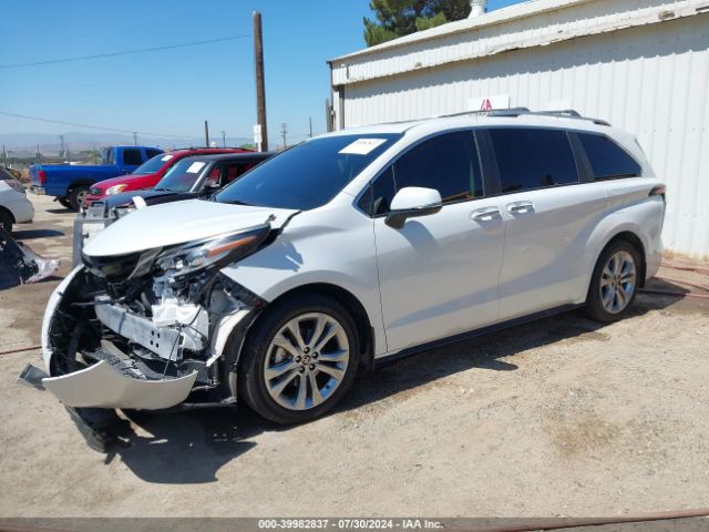 5TDERKEC0PS147923 Toyota Sienna Platinum