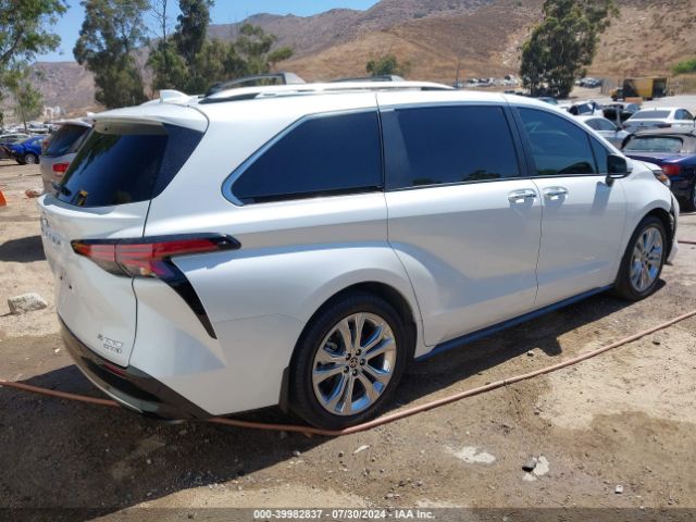 5TDERKEC0PS147923 Toyota Sienna Platinum