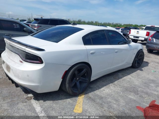 2C3CDXCT1FH847098 Dodge Charger Road/track