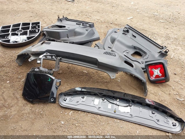 ZACCJABB5HPE96613 Jeep Renegade Altitude Fwd