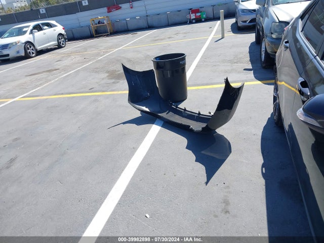 Toyota COROLLA SE 2019 5YFBURHE2KP901168 Image 12