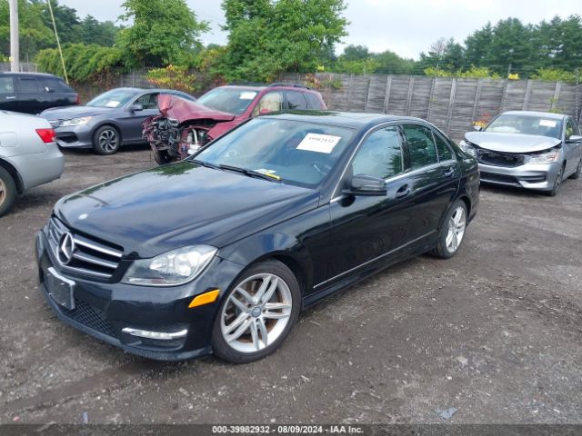 WDDGF8AB3ER305254 Mercedes-Benz C 300 Luxury 4matic/sport 4matic