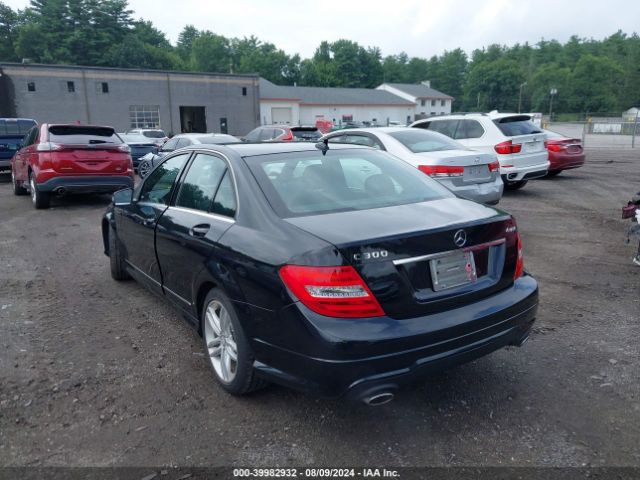 WDDGF8AB3ER305254 Mercedes-Benz C 300 Luxury 4matic/sport 4matic