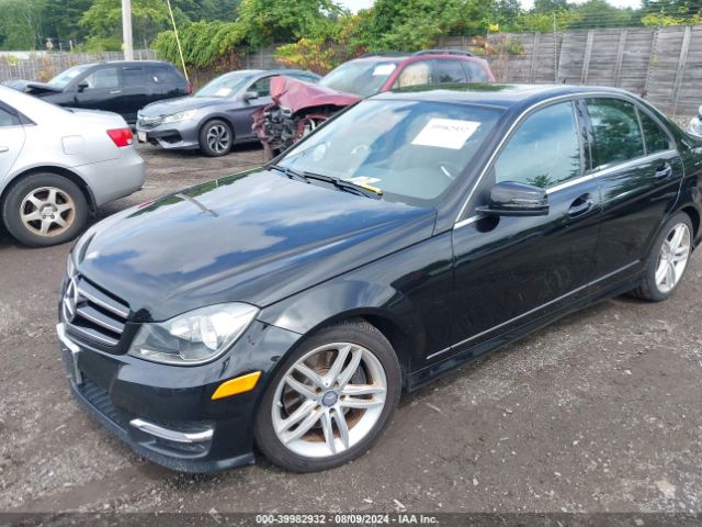 WDDGF8AB3ER305254 Mercedes-Benz C 300 Luxury 4matic/sport 4matic