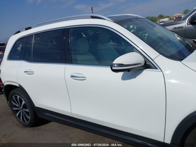 W1N4M4HB7MW101437 Mercedes-Benz Glb 250 4matic
