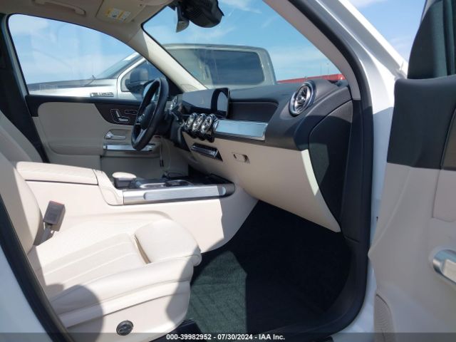 W1N4M4HB7MW101437 Mercedes-Benz Glb 250 4matic