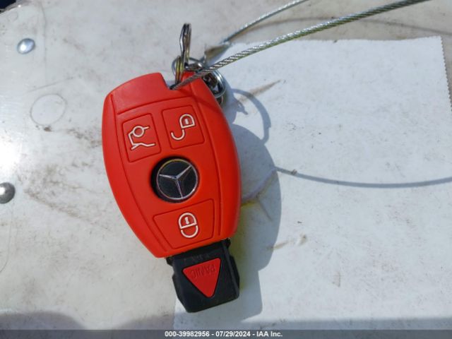 WDDGJ4HB7EG280786 Mercedes-Benz C 250