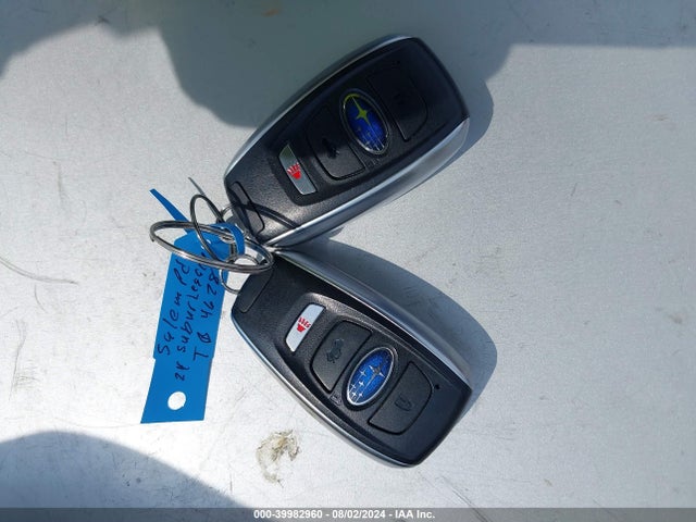 4S3BWAF68R3016032 Subaru Legacy Premium