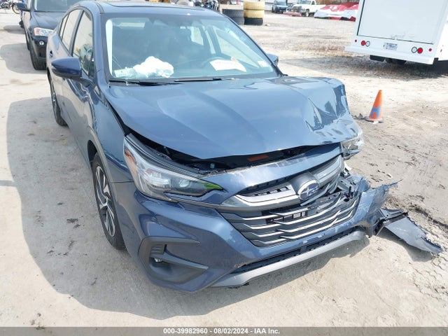 4S3BWAF68R3016032 Subaru Legacy Premium
