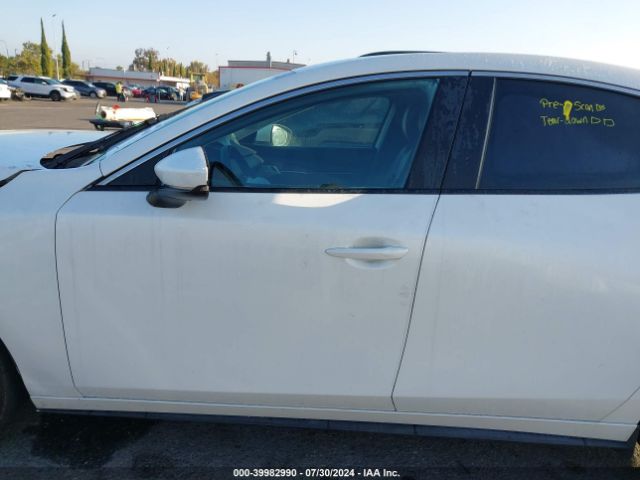 3MZBPADL2KM108891 Mazda Mazda3 Preferred Package
