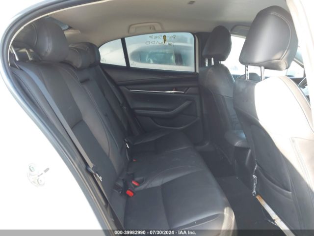 3MZBPADL2KM108891 Mazda Mazda3 Preferred Package