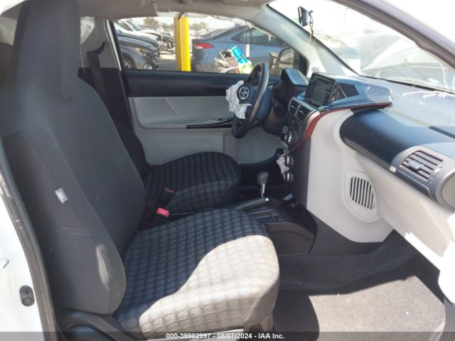 JTNJJXB09FJ030474 Scion IQ