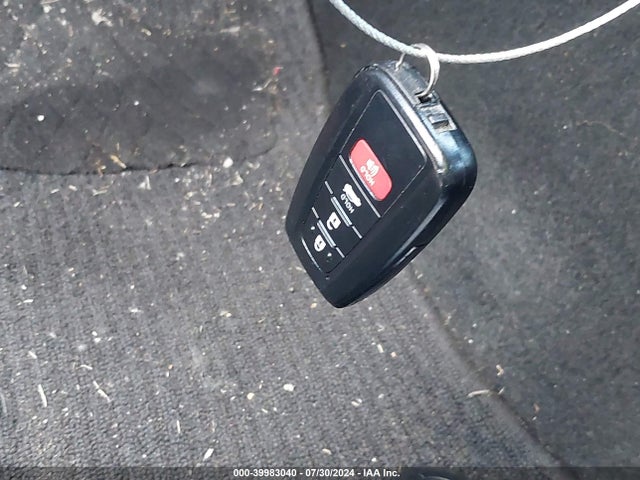 Toyota CAMRY LE 2018 4T1B11HK7JU597526 Image 11