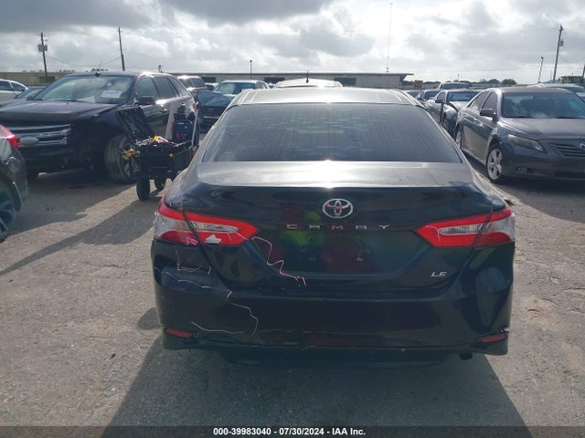 Toyota CAMRY LE 2018 4T1B11HK7JU597526 Image 16