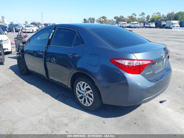 Toyota COROLLA LE 2019 2T1BURHE8KC241993 Image 3