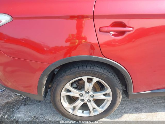 JA4AD3A30FZ009377 Mitsubishi Outlander Se