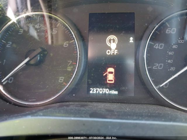 JA4AD3A30FZ009377 Mitsubishi Outlander Se